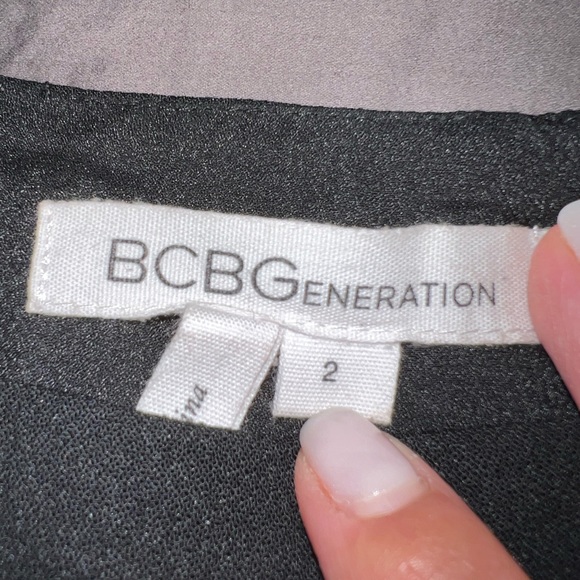 Black mesh like material midi skirt - Picture 3 of 5